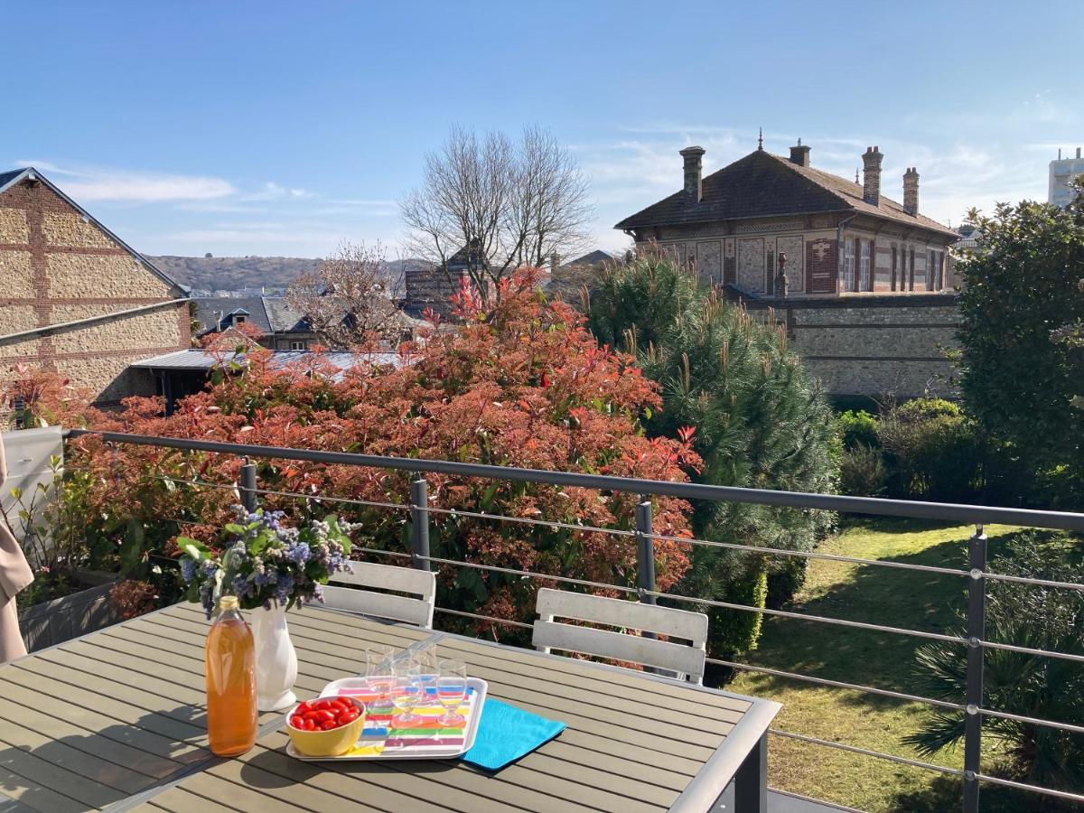 Maison Avec Grand Jardin Et Terrasse Dans Quartier De La Benedictine Fecamp Exterior photo